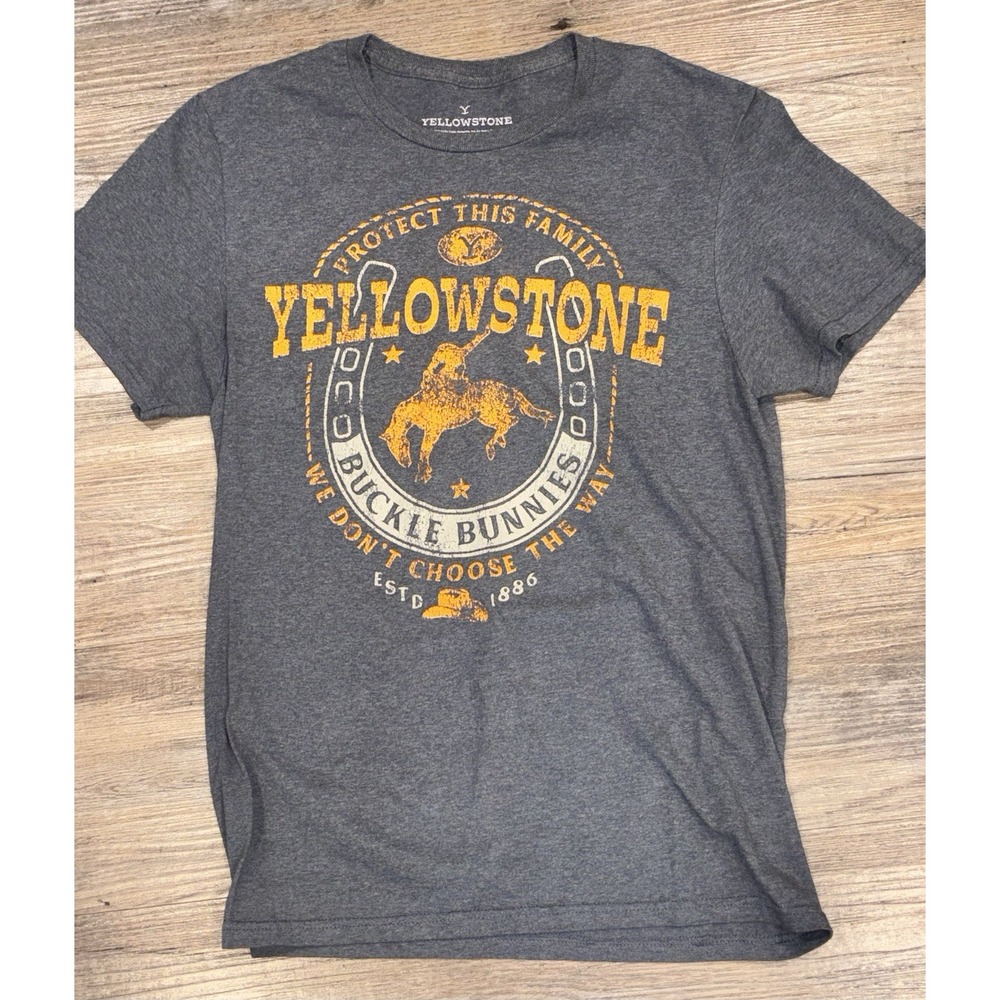 Yellowstone Buckle Bunnies Women's Small Graphic T-Shirt Western Cowboy Rodeo